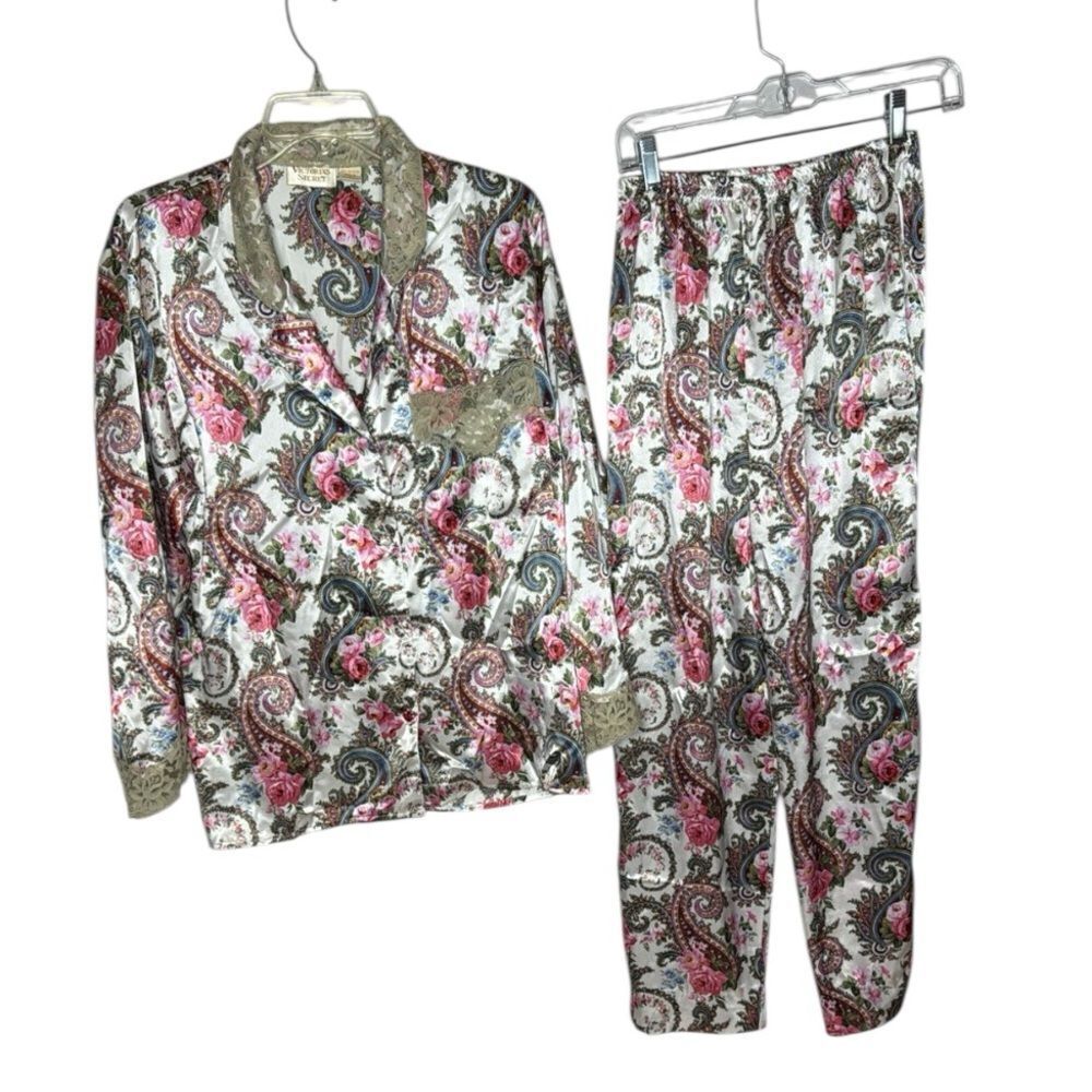 Victoria's Secret Vintage Gold Label Paisley/Rose Silky Pajama Set. Size Small.